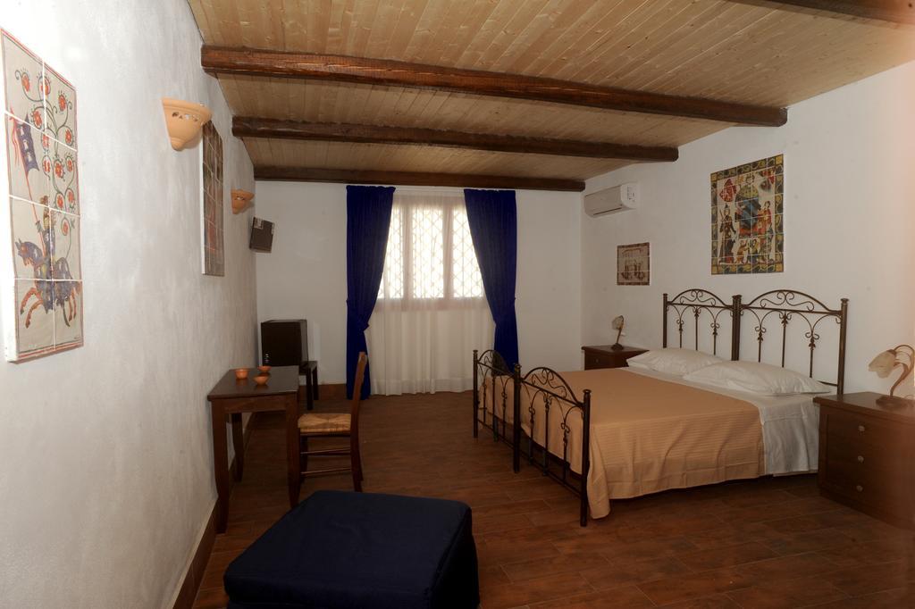 B&B Kephale Catania-Fontanarossai nemzetközi repülőtér Kültér fotó
